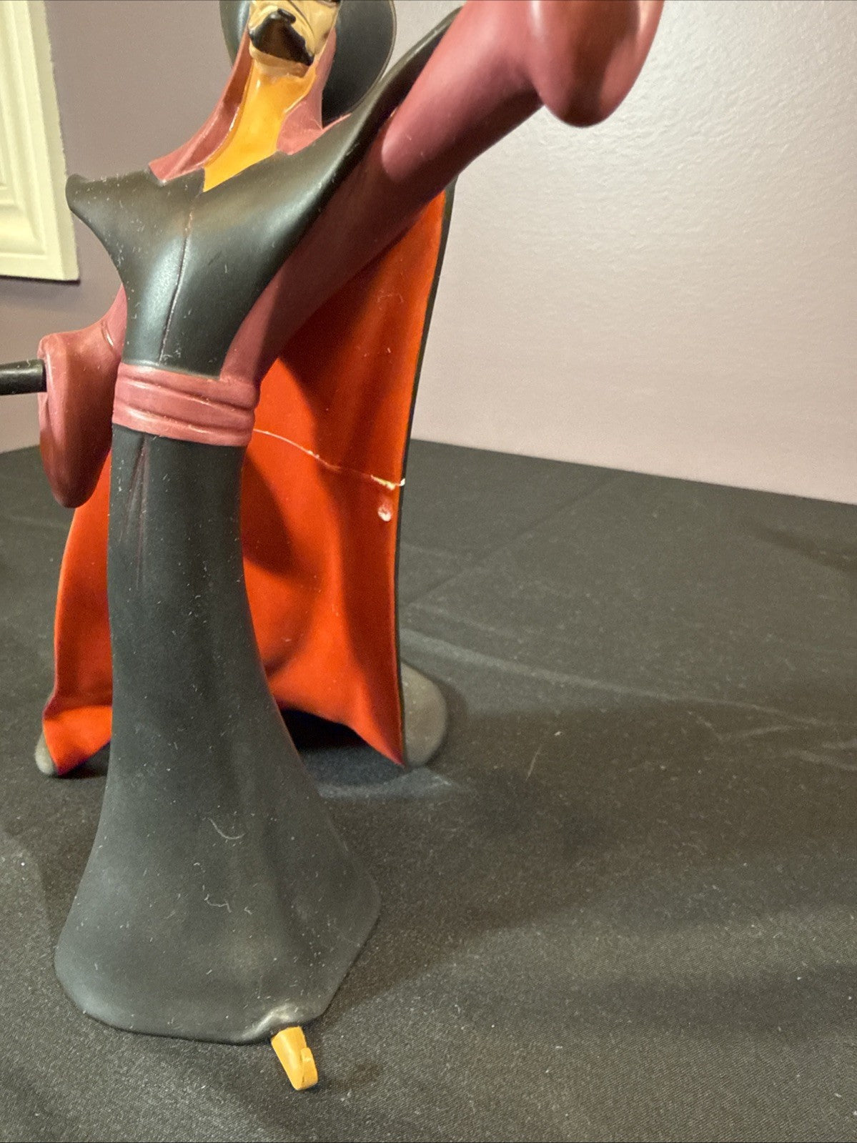 WDCC Disney Jafar Oh Mighty Evil One Figurine Aladdin Cape Damaged No COA