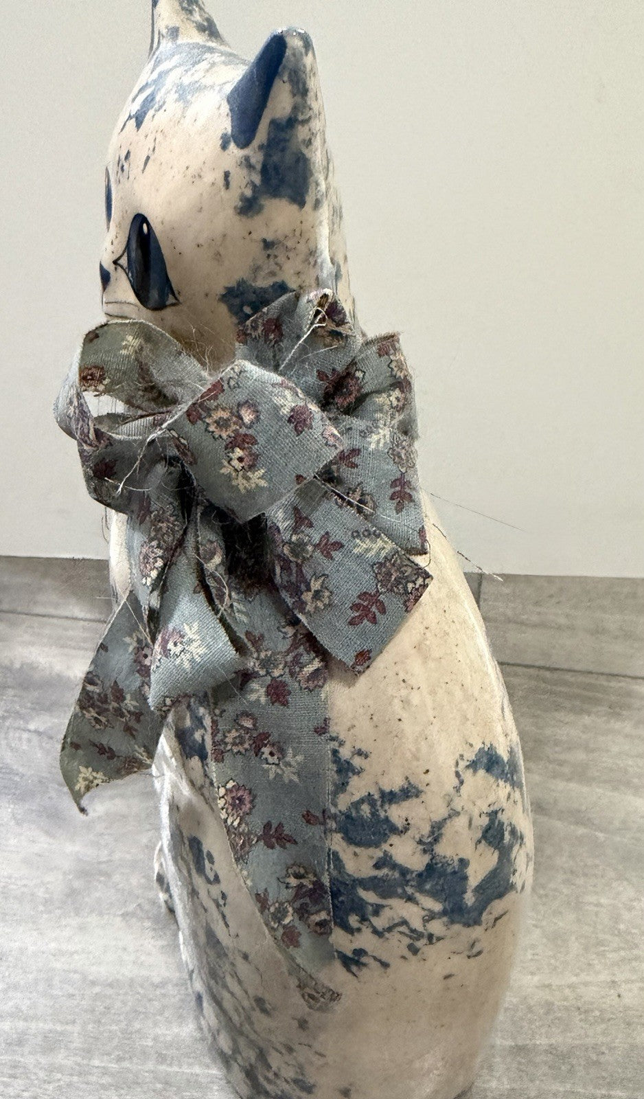 Katy’s “Country Charm” Ceramic Cat Figurine by Karen, blue floral pattern