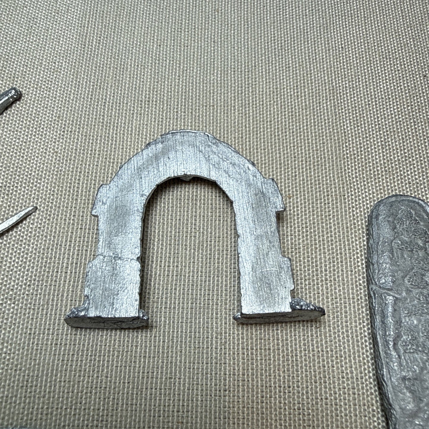 Vintage Citadel Warhammer Metal Terrain Bits Lot Arcade Arch Dragon Stone Scener