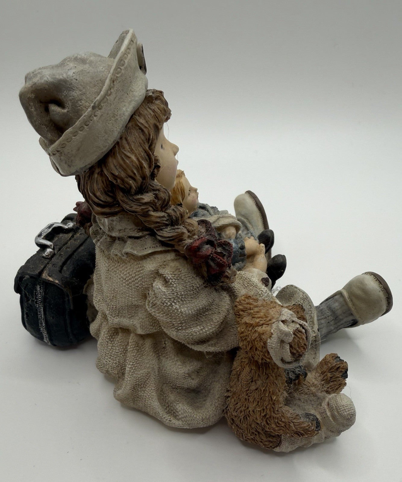 Yesterdays’ Child Nurse Bear Figurine 1995 Katherine Amanda Edmund 2118 Vintage