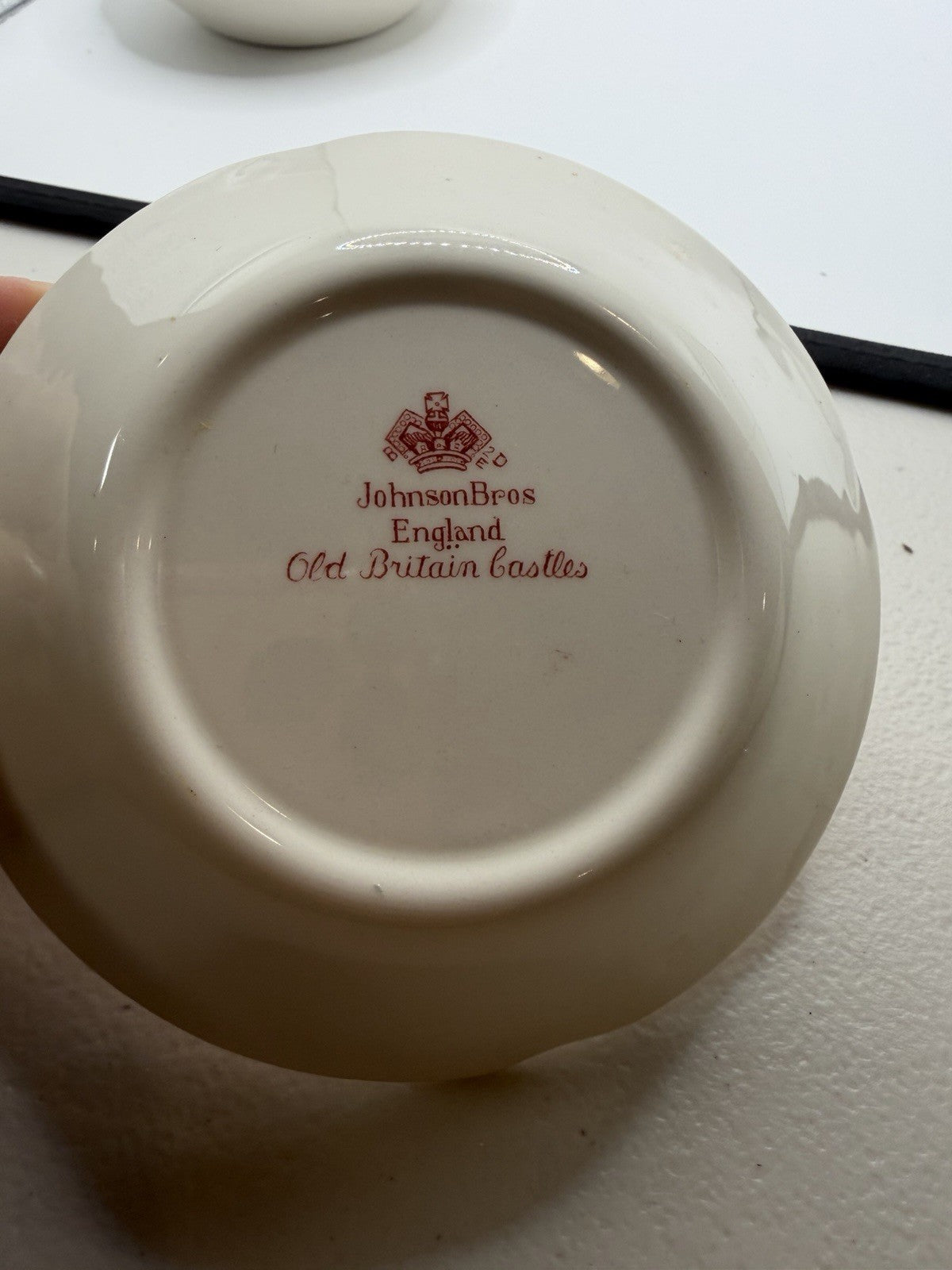 Johnson Brothers Old Britain Castles Red Oval Vegetable Bowl 2 Dessert Bowls