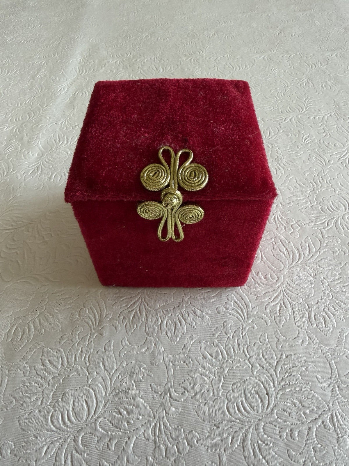 Vintage Ahjar Ornate Perfume Bottle Gold Tone Red Gemstone Glass Pouch Vanity