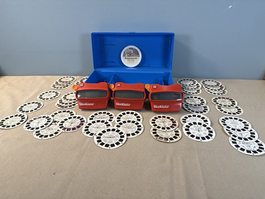 Vintage View Master Blue Collector’s Case 3 Red View Master 3D & 39 Reels