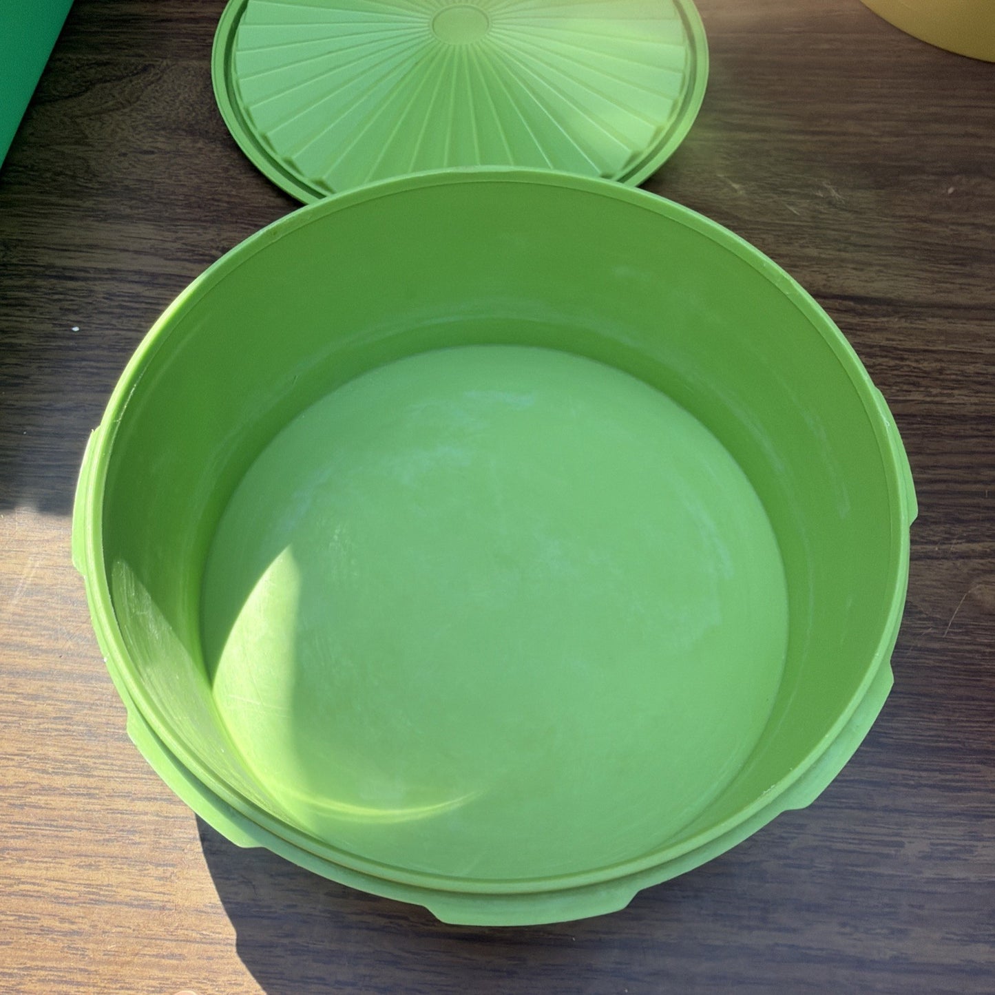 Vintage Tupperware Servalier Canisters Slimline Pitcher Tumblers Keeper Green Lo