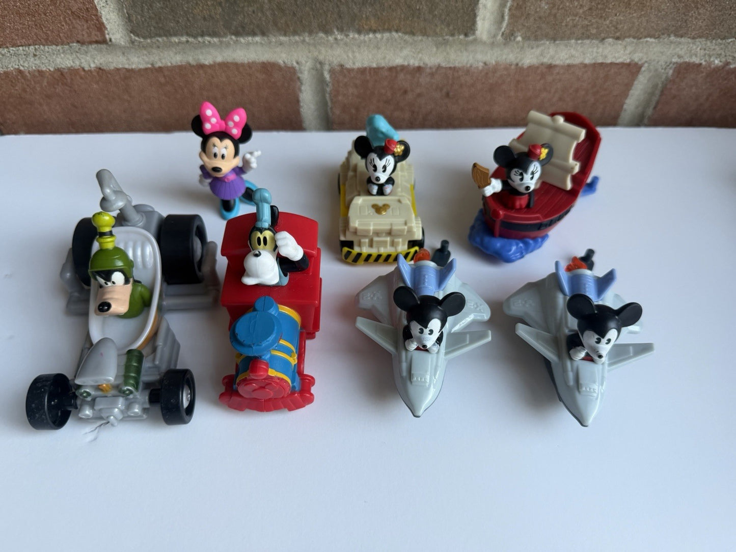 Disney Toy Lot 7 Pcs Mickey Minnie Goofy McDonald's 2020 Runaway Railway Mattel