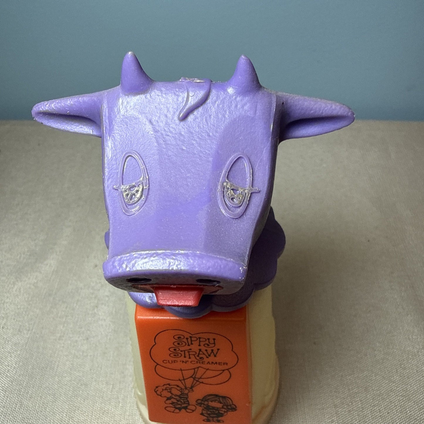 Vintage Whirley Moo Cow Sippy Straw Cup Creamer Novelty Plastic Kitchenware