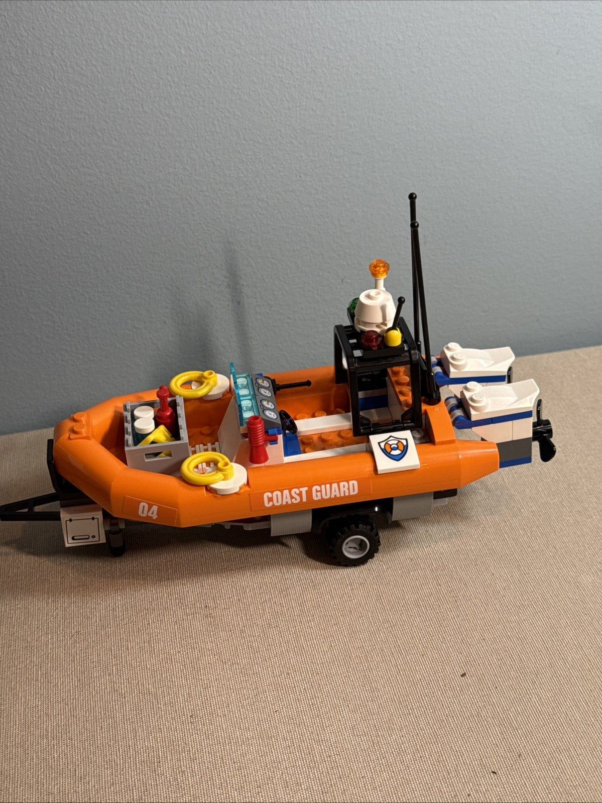 LEGO City Coast Guard 4x4 Response Unit 60165 Complete Truck Boat 3 Figs Octopus