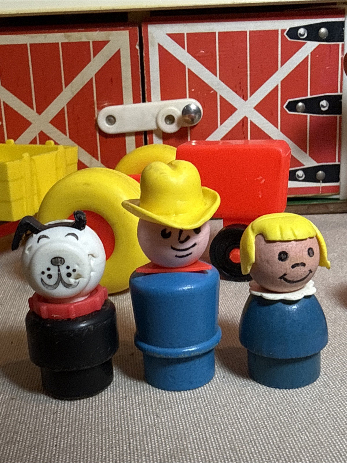 Vintage Fisher-Price Play Family Farm Set #915 Barn Silo Tractor Incomplete