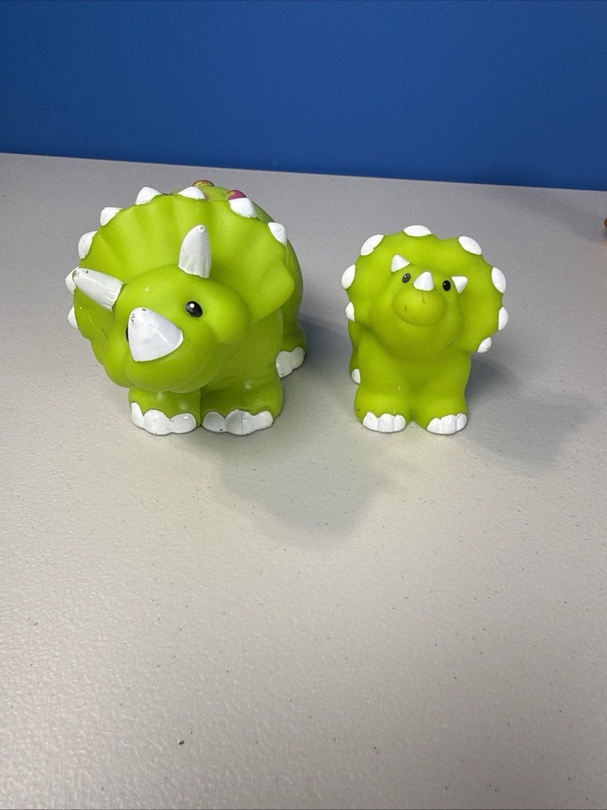 Fisher Price Little People Triceratops Dino Figure Cave Girl Incomplete No Egg