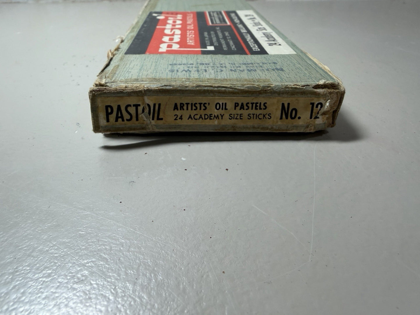 Vintage Pastol Artists Oil Pastels 24 Academy Size Sticks Permanent Pigments Box