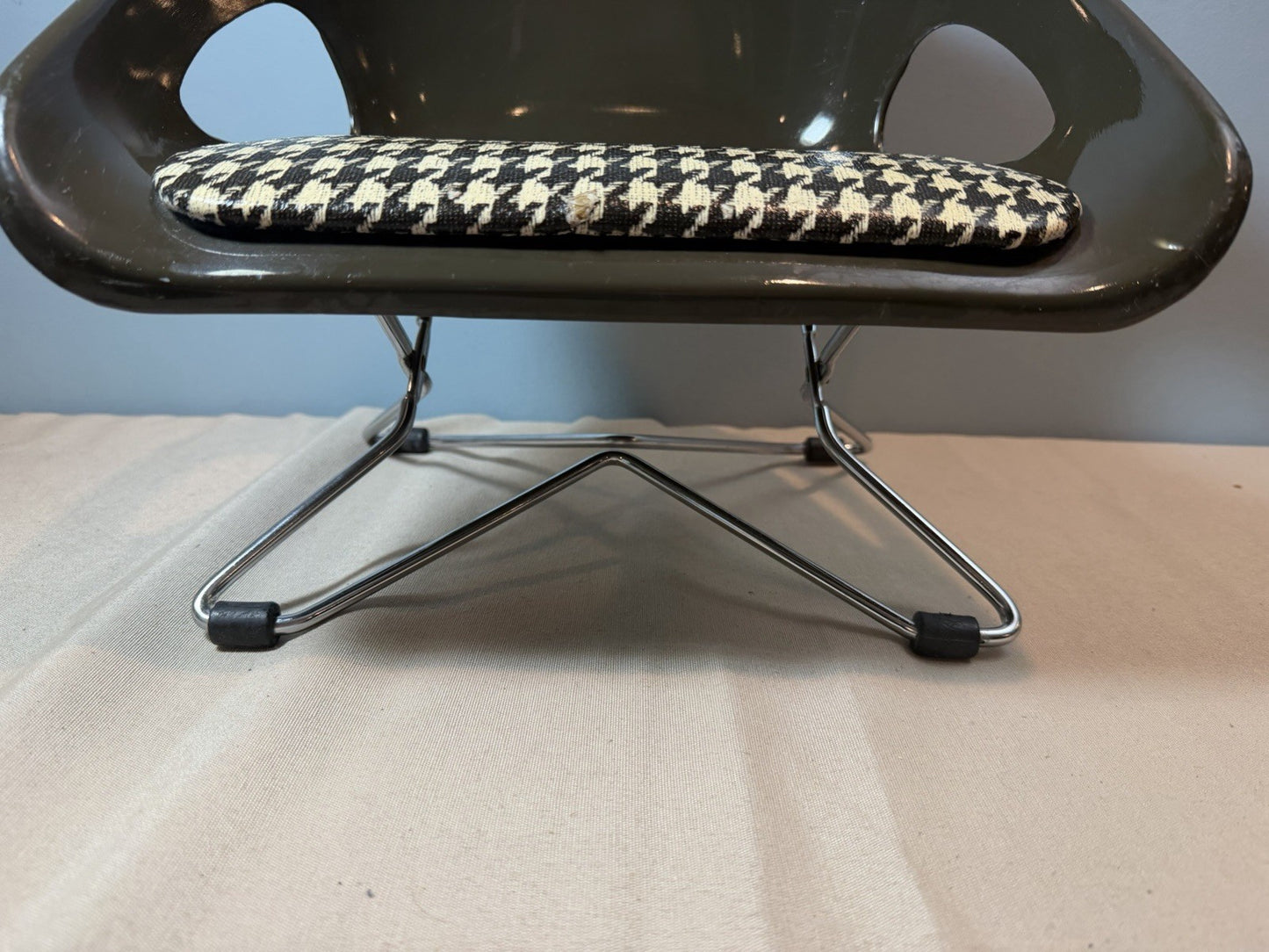 Vintage Cosco Doll Chair Miniature Plastic Houndstooth Mid Century Furniture MCM