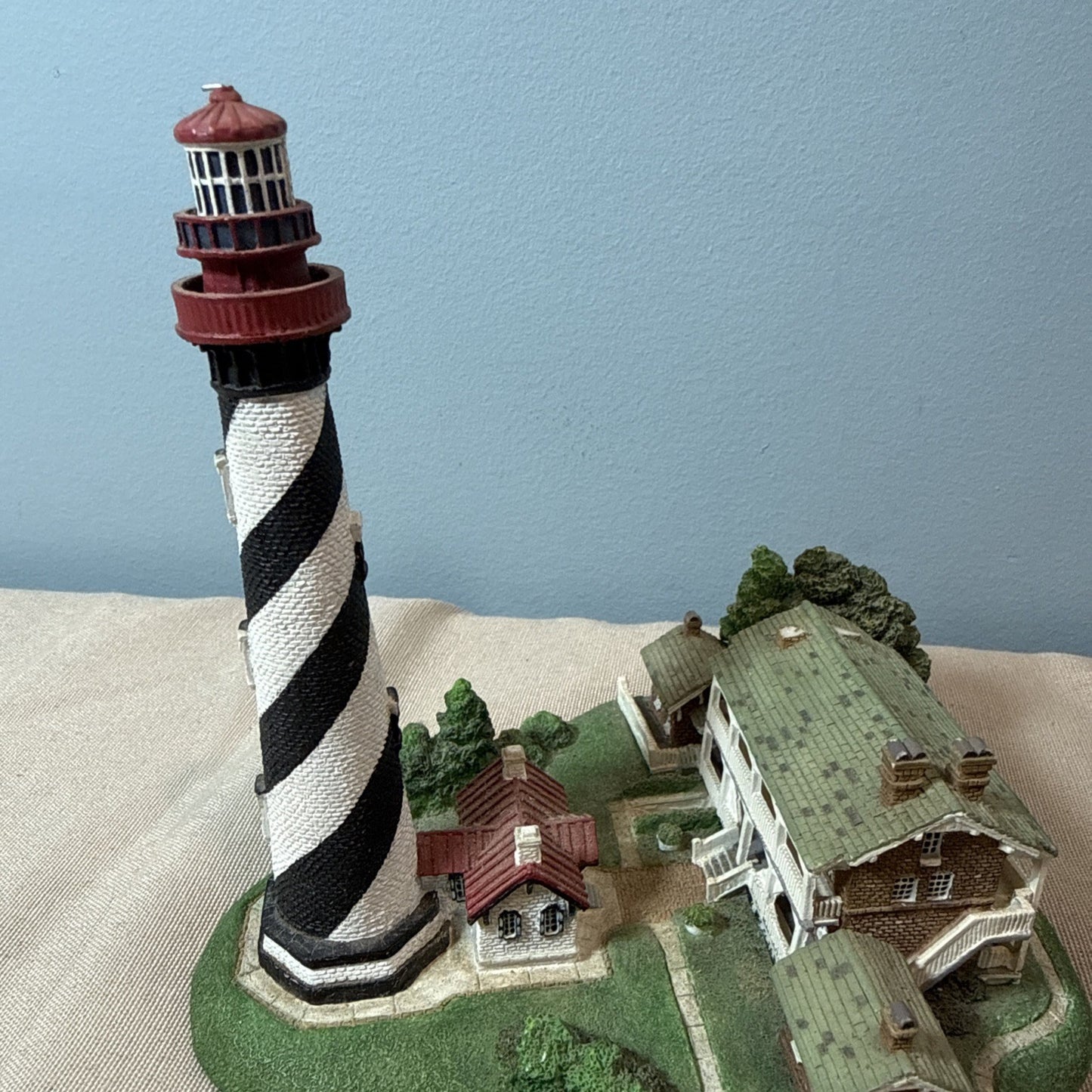 Danbury Mint St Augustine Light Station Lighthouse Florida Collectible Figurine