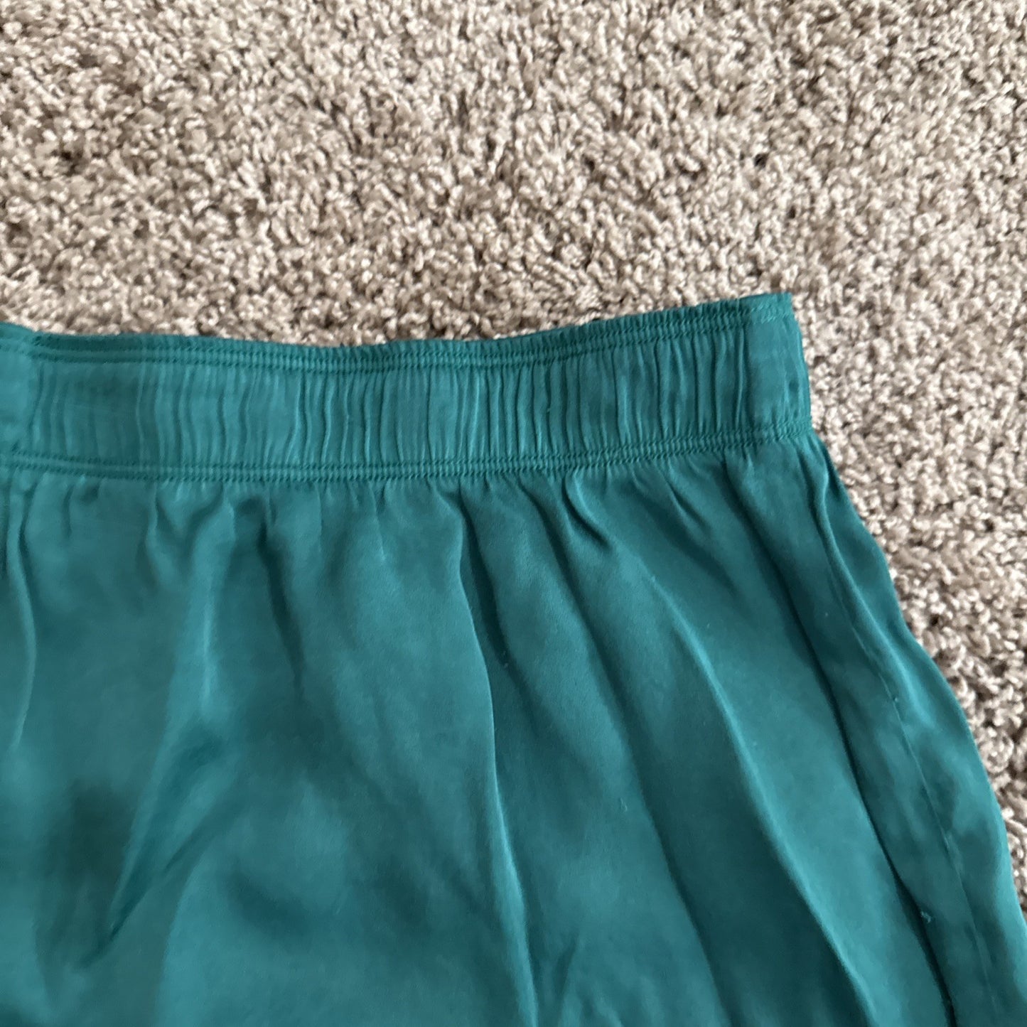 Victoria’s Secret PINK Green Satin Boxer Shorts Size Large Womens Sleepwear