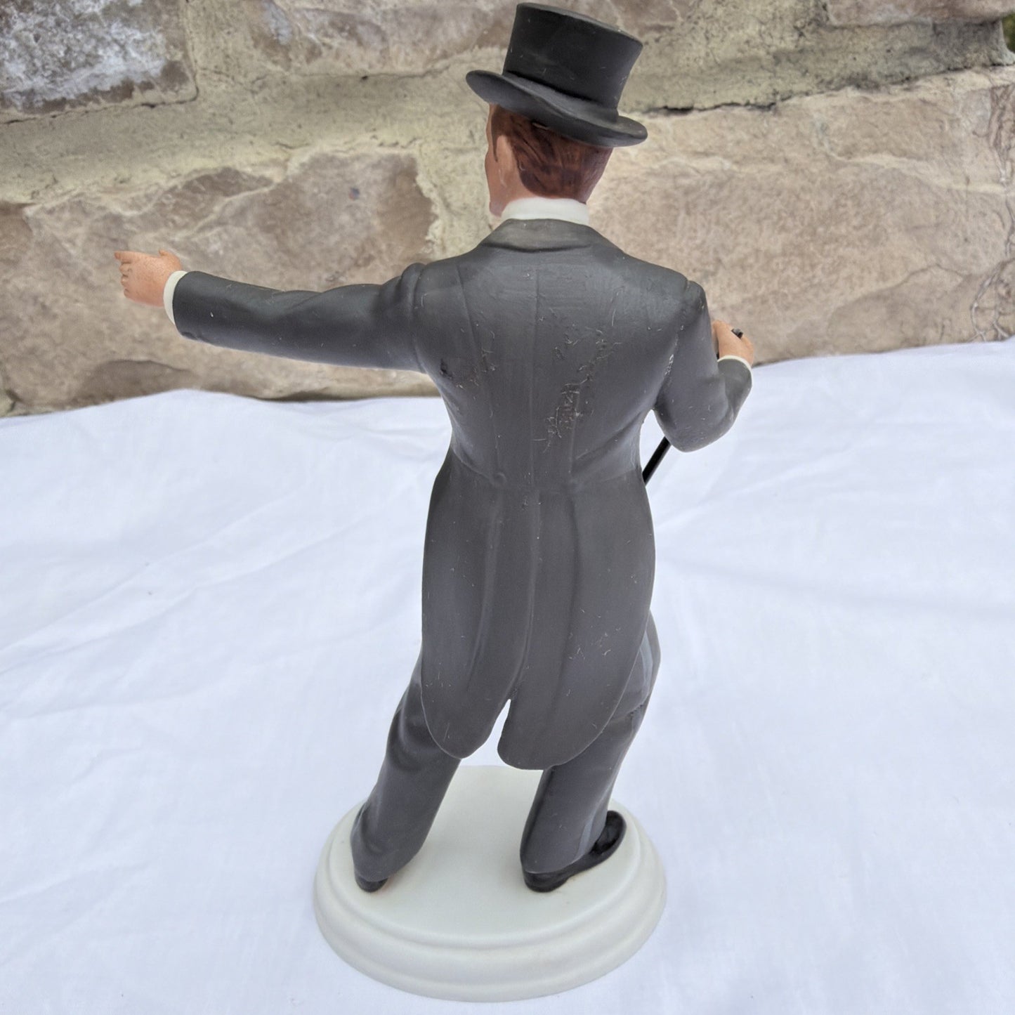 Avon Fred Astaire Figurine 1984 Images of Hollywood Porcelain 7"x3"