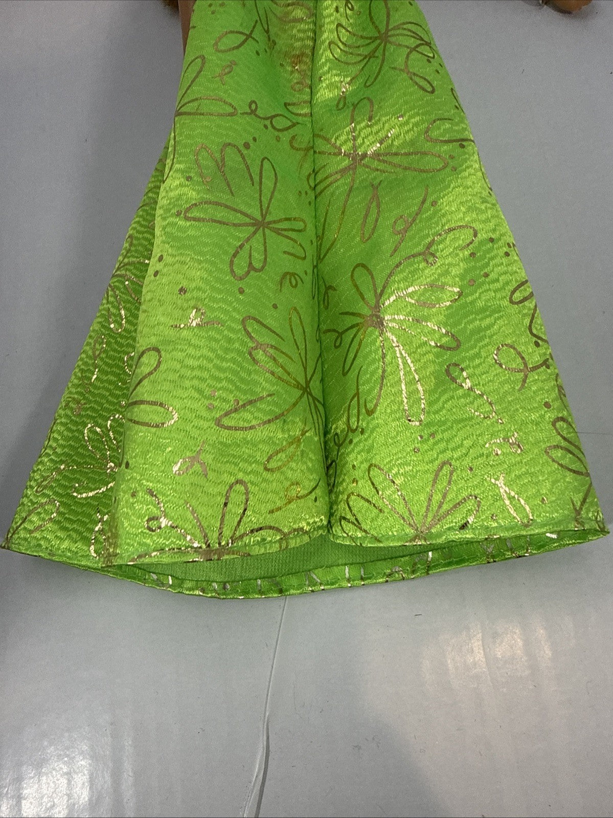 Barbie in a Tropical Splash Gift Pack Lime Green Floral Maxi Dress Doll