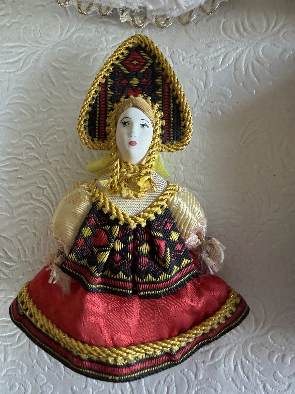 Russian Porcelain Folk Doll Ornaments Set of 6 Traditional Costume NewKokoshnik