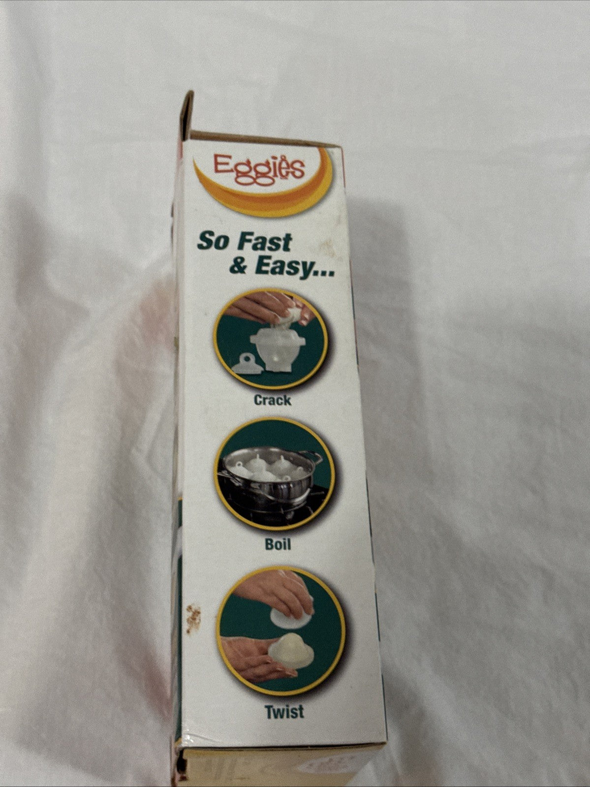 EGGIES Hard Boiled Egg Maker Crack Boil Twist No Peeling As Seen On TV