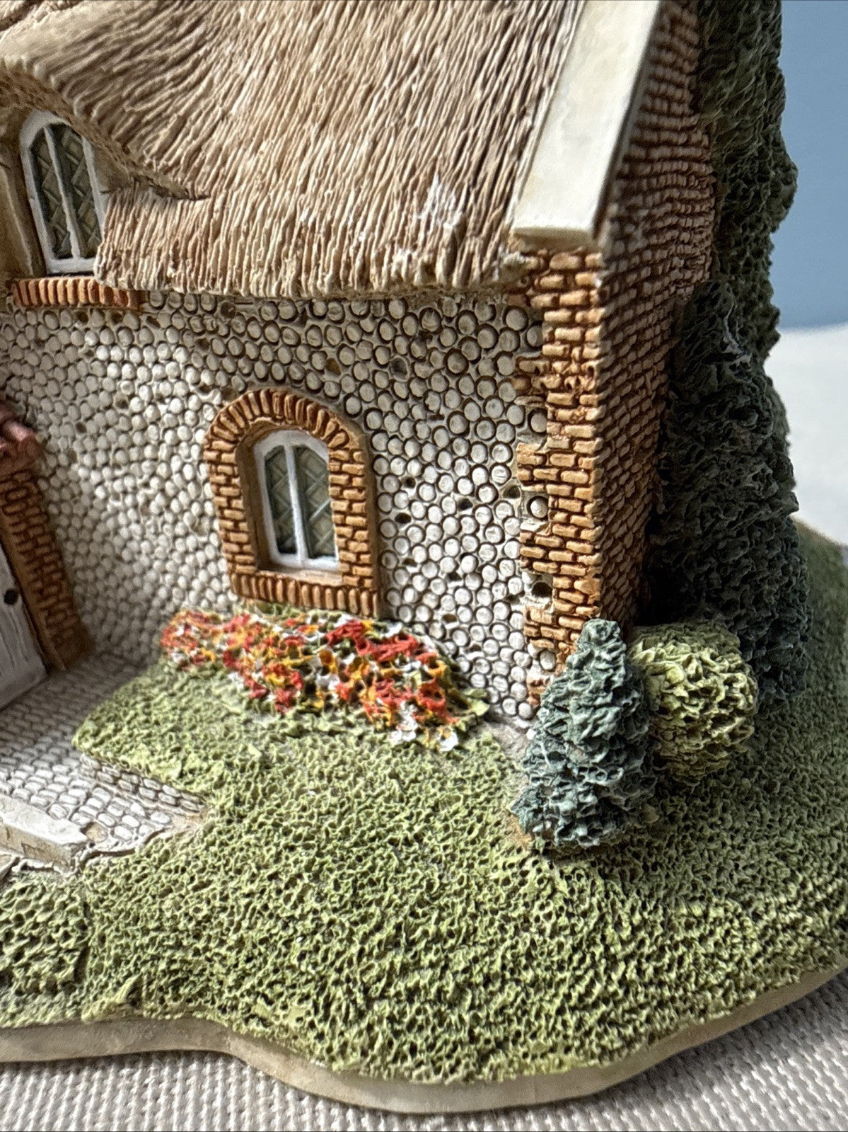 Lilliput Lane Mrs. Pinkerton's Post Office Cottage 1989 Artist Signed 1993