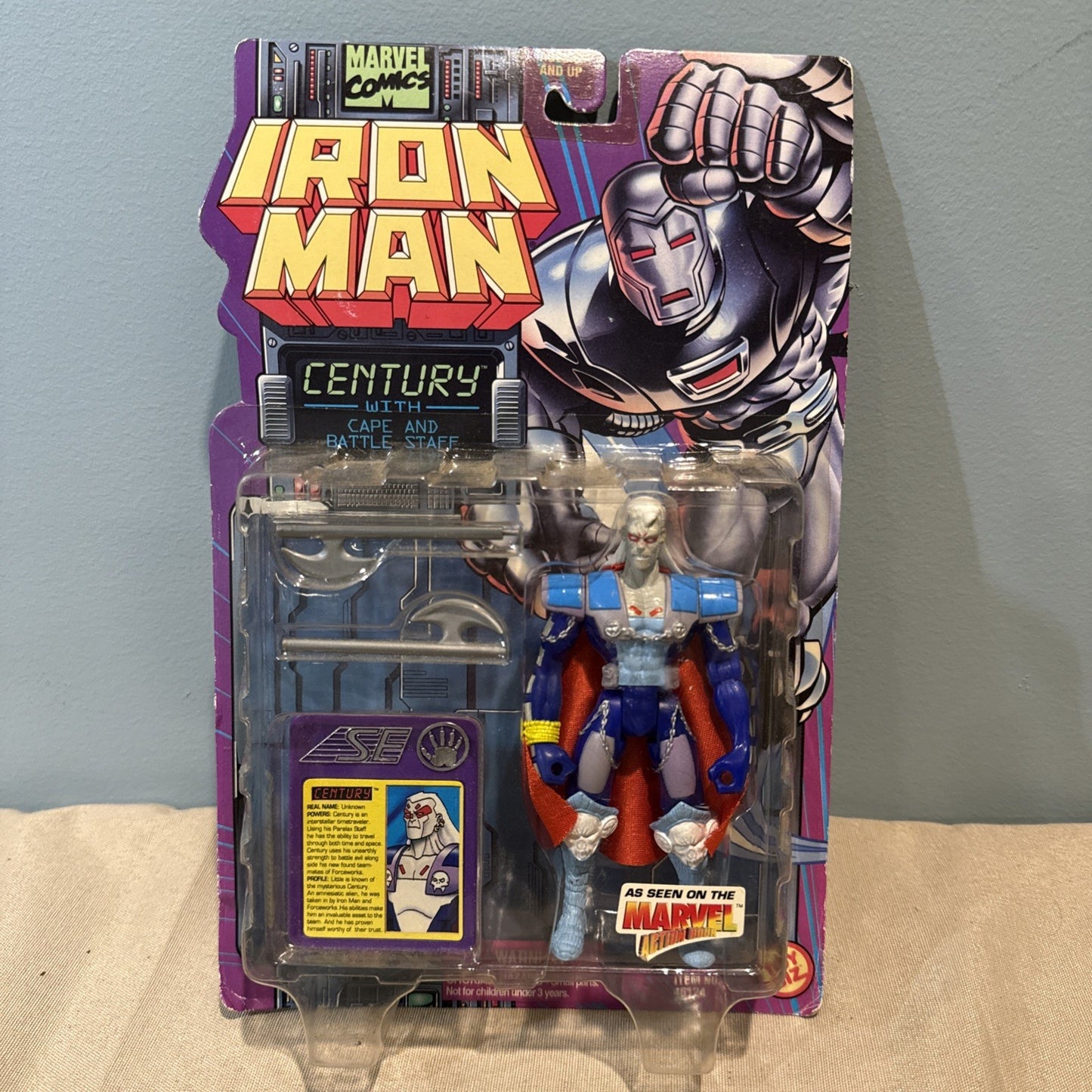 Marvel Iron Man Century Figure ToyBiz Cape Battle Staff Sealed Vintage