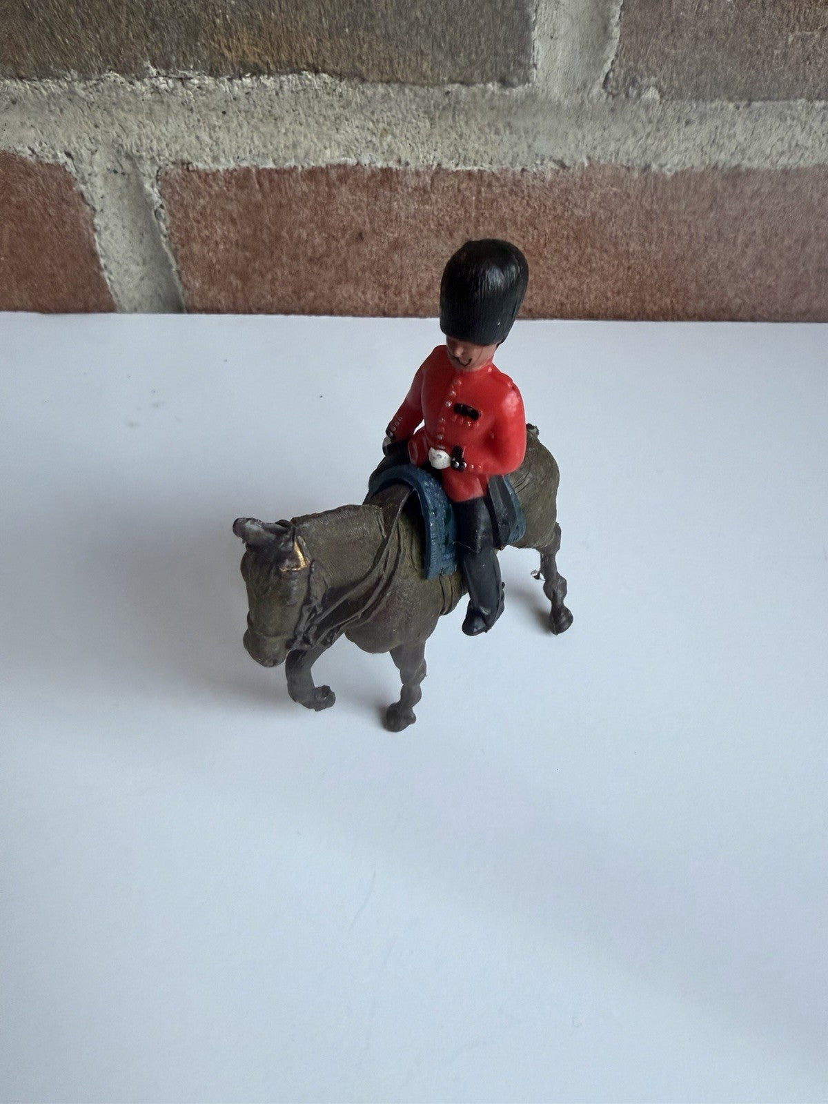 Vintage Britains Deetail Toy Soldier Lot Guardsmen Cannon Sentry Plastic Figures