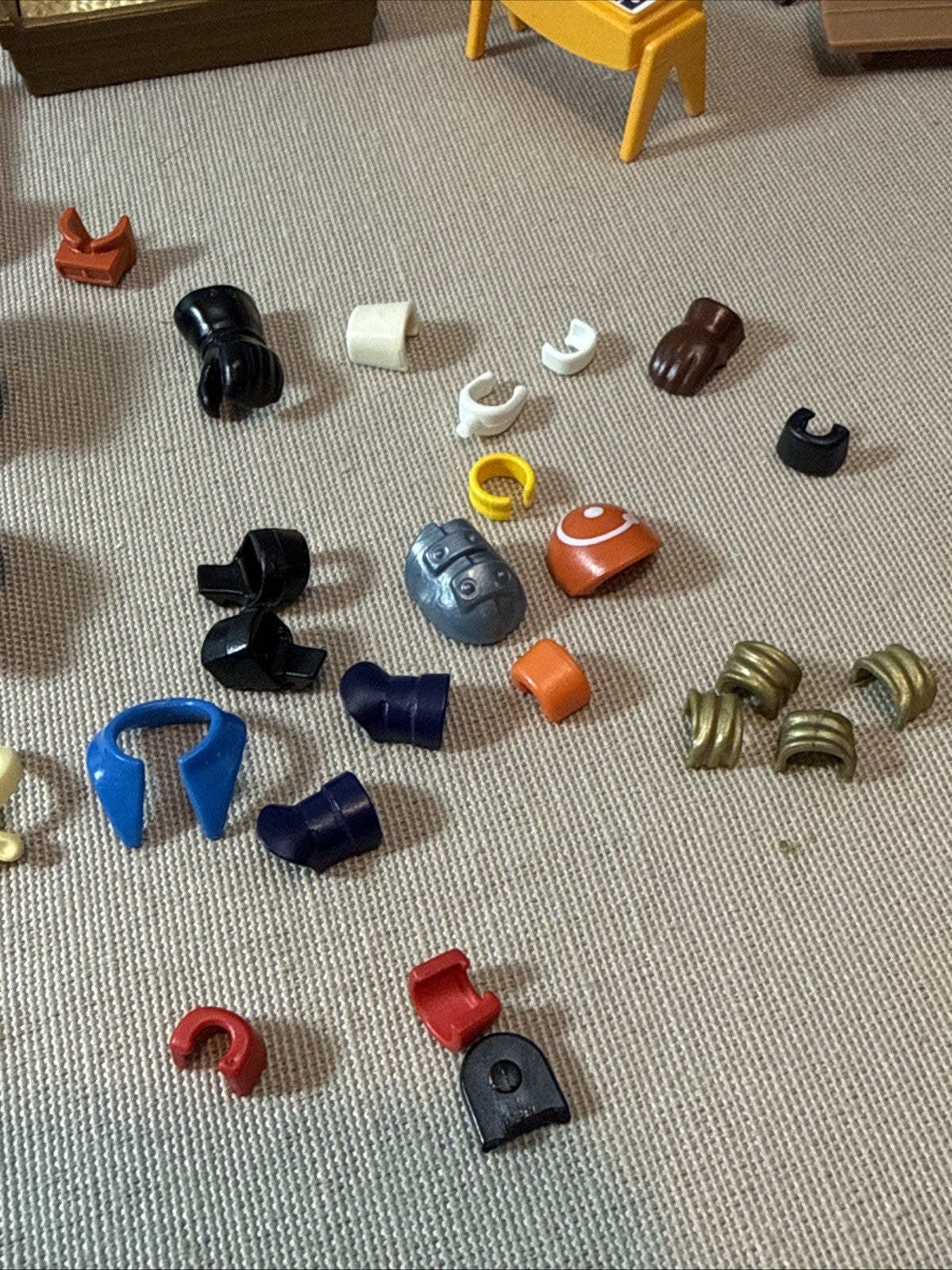Vintage Playmobil Accessories Lot 100+ Pieces Weapons Tools Furniture Animal