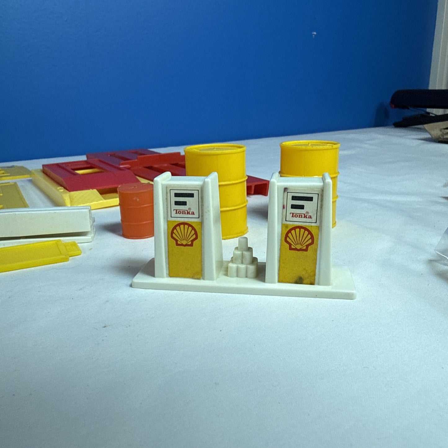 Vintage Tonka Builder Playset 5051 Shell Station Car Wash Parts Incomplete 1979