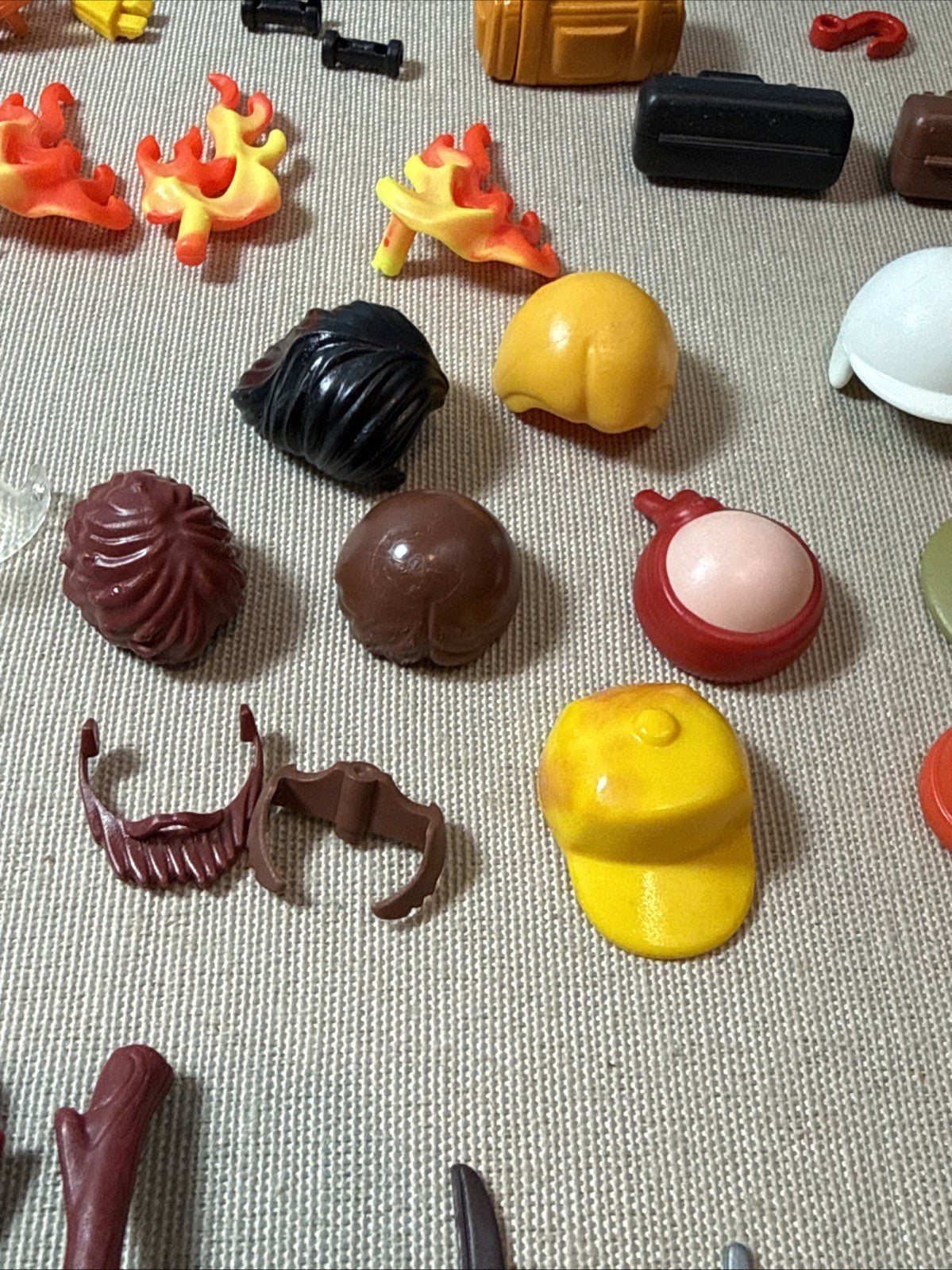 Vintage Playmobil Accessories Lot 100+ Pieces Weapons Tools Furniture Animal