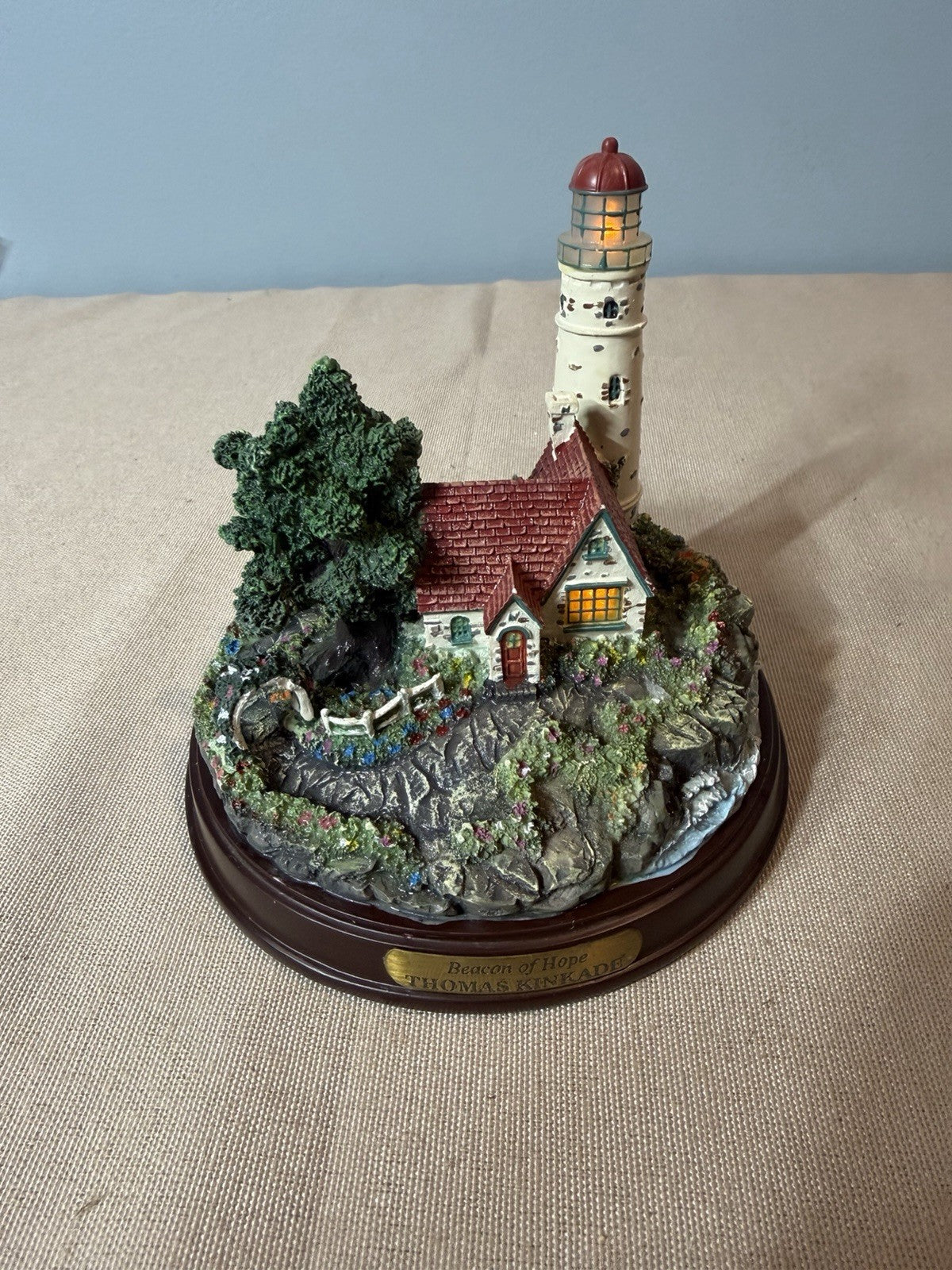 Thomas Kinkade Lighthouse Sculptures Clearing Storms Beacon of Hope Lot of 2