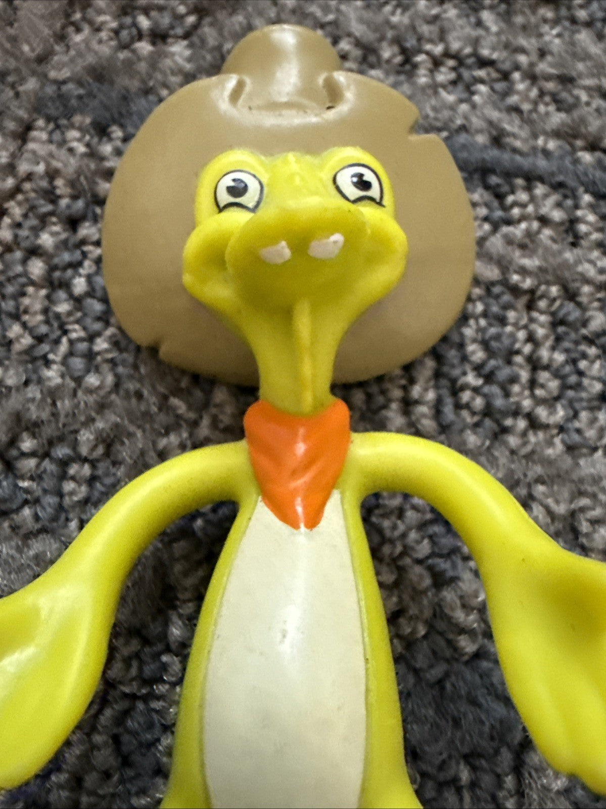 2016 Texas Roadhouse Andy Armadillo Iggy Iguana Bendable Figures Lot of 2
