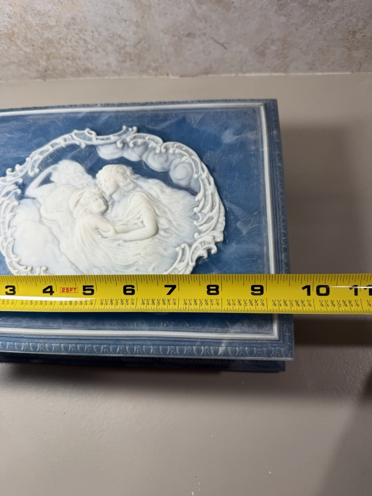 Vintage Incolay Stone Nimbus Three Maidens Blue Cameo Jewelry Box 1979