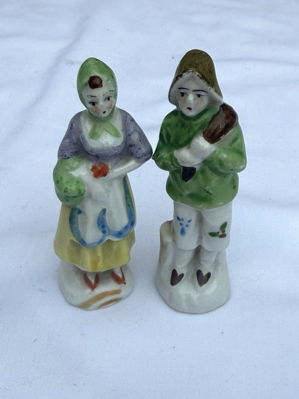 Made in Occupied Japan Ceramic Peasant Boy Girl Figurine Pair Vintage