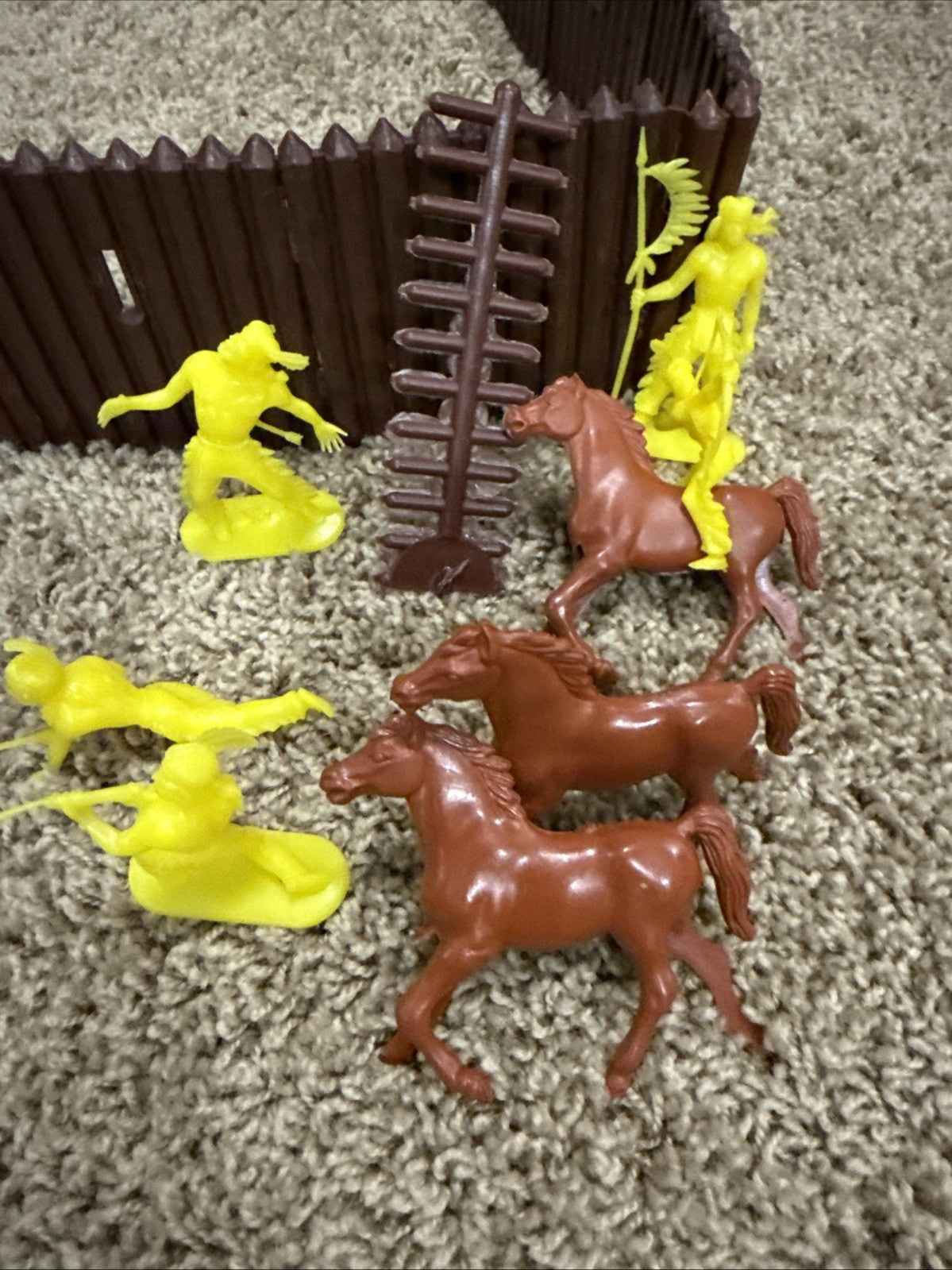 Vintage Jean Hoefler Fort Apache Western Set With Figures Horses Extras Germany