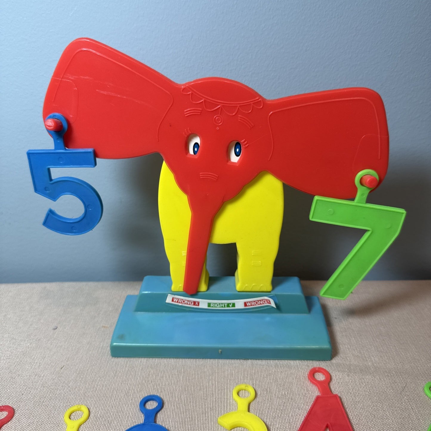 Vintage Mego Elephant Balancing Scale Learning Toy Hong Kong Complete Numbers