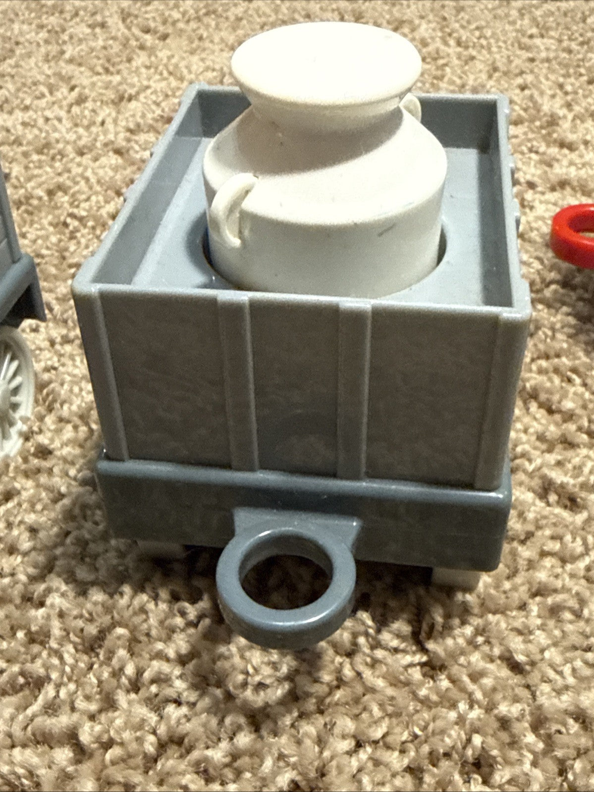 2006 TOMY Thomas The Train and Troublesome Trucks Pull Along Toy w/Sounds