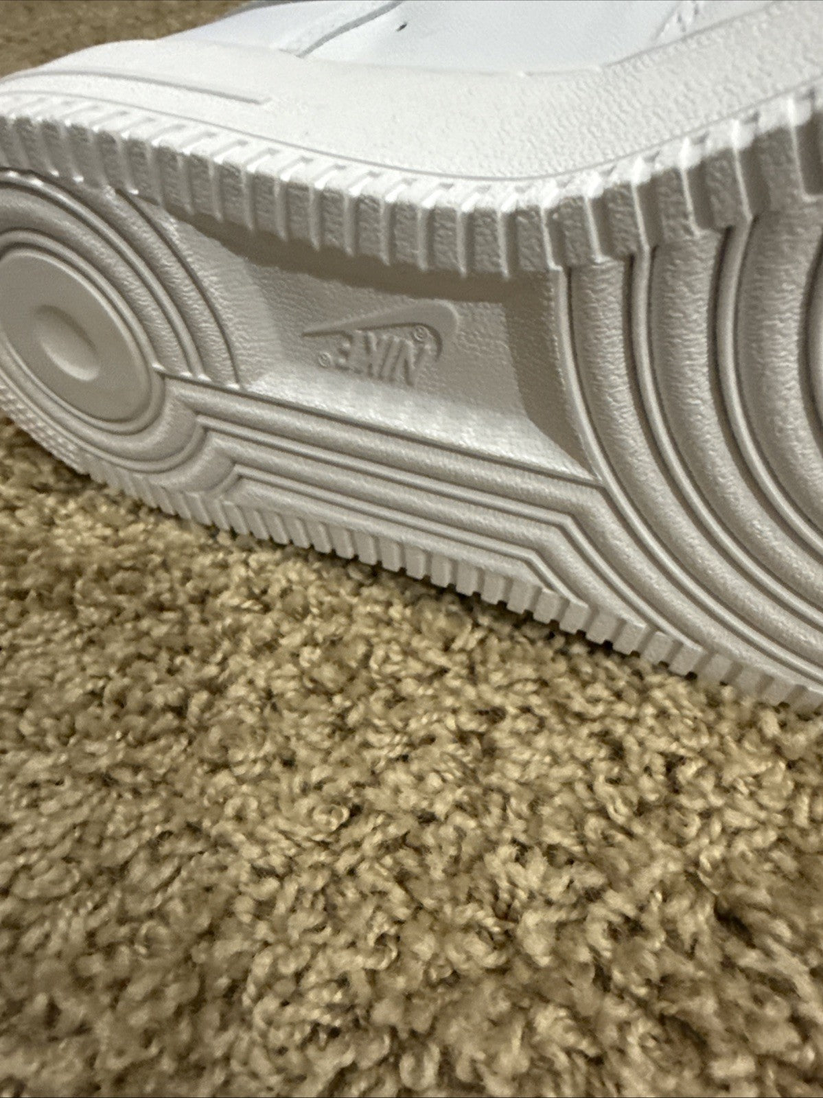 Nike Air Force 1 Low White Size Women's Sneakers DD8959 100 - Size 10.5