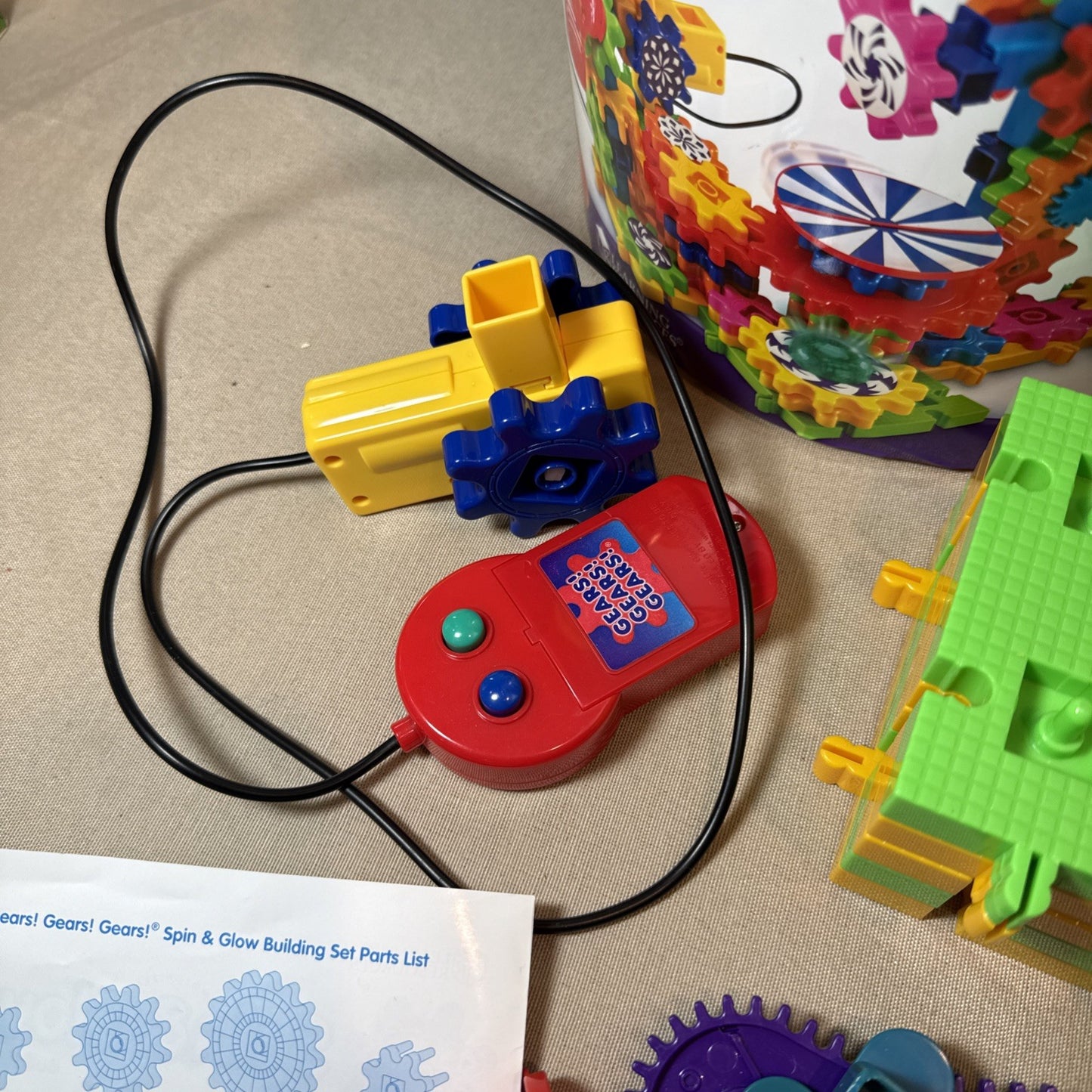 Gears Gears Gears Spin n Glow Learning Resources Motorized Play Set Complete