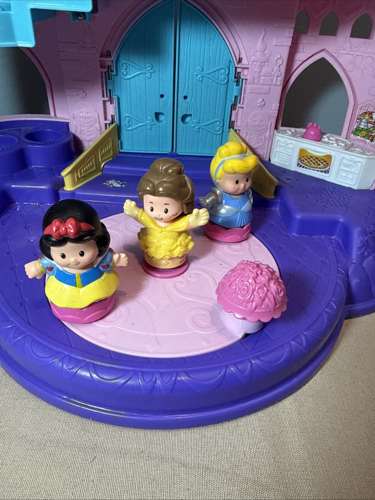 Fisher Price Little People Disney Princess Palace Castle Playset Complete+ extra