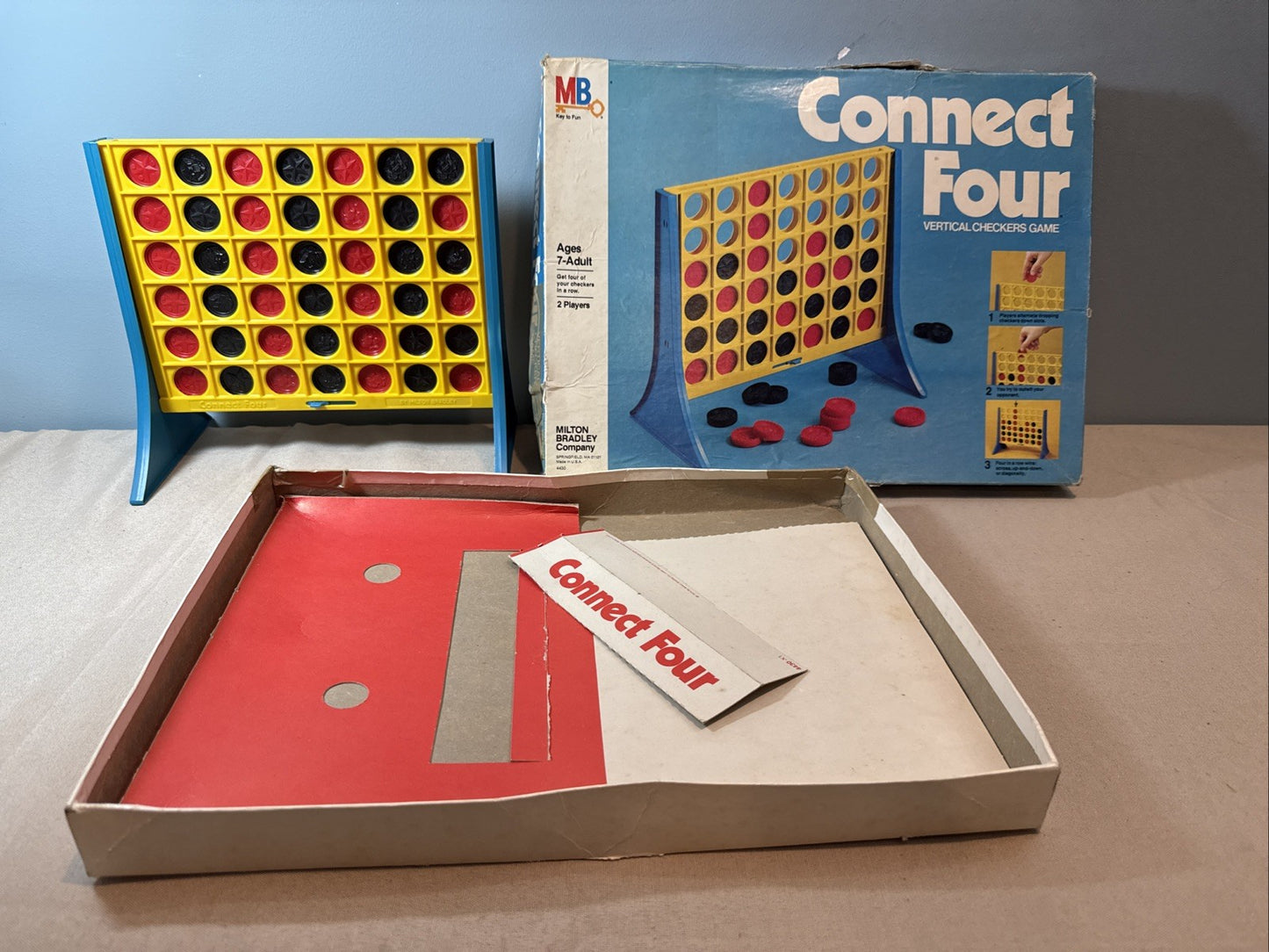 Vintage 1974 Connect Four Game Complete. See Description
