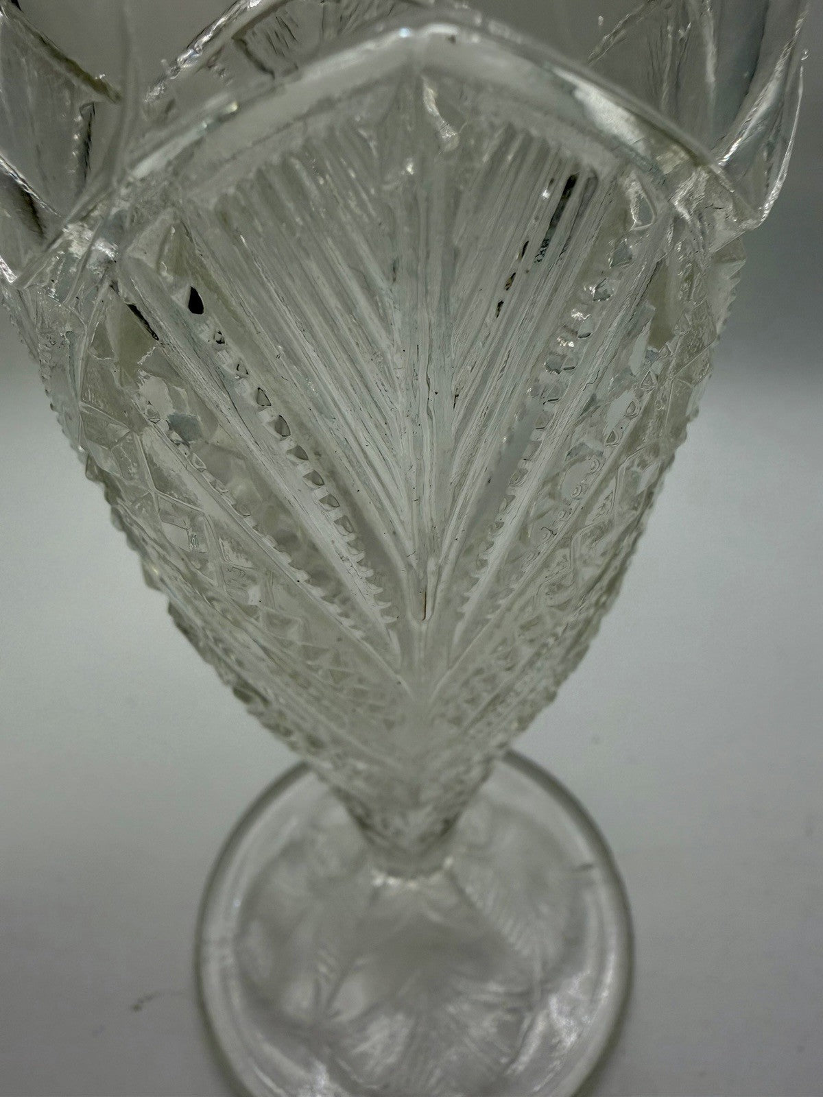 FAPG Bryce Higbee Bonaire Palm Leaf Fan Vase Glass 6 Inch EAPG Antique