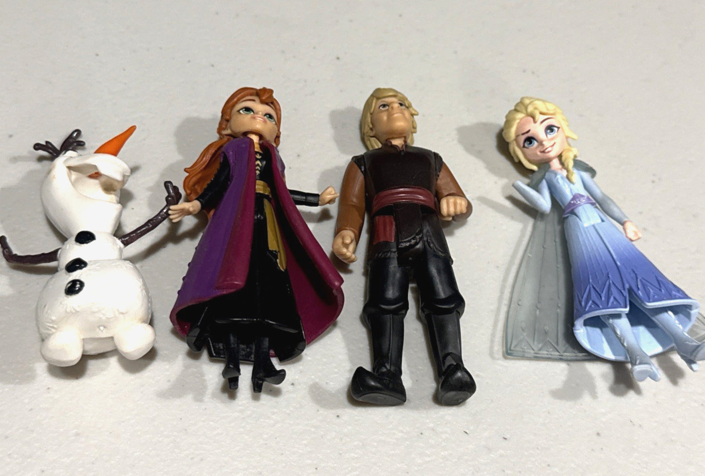 Frozen Figure Lot of 4, Elsa Anna Sven Olaf, Disney Character Toys