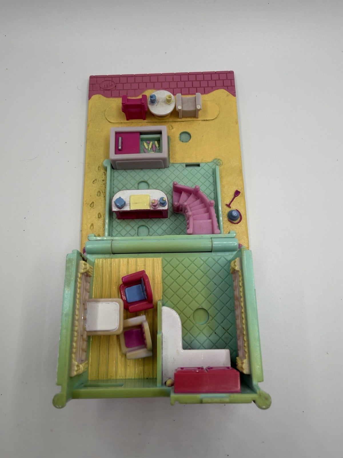 Polly Pocket 1993 Bluebird Toys Beach Cafe Boardwalk Compact Playset No Dolls