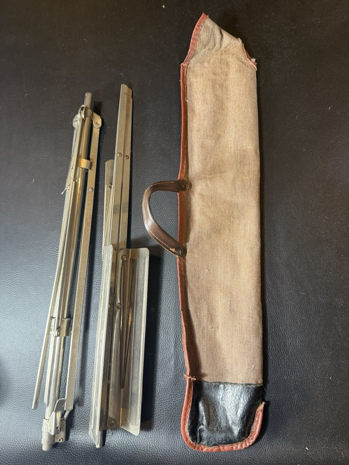 Vintage Norwood Music Stand Folding Metal Tripod w/ Original Carrying Case Bag
