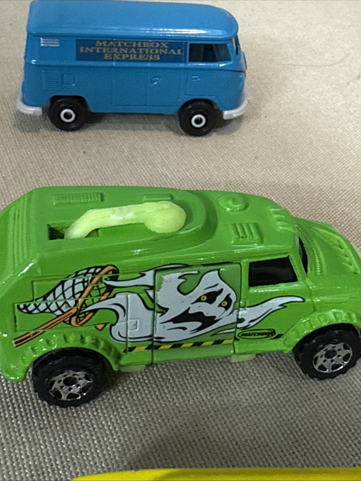 Vintage 1998 Hot Wheels 48 Car Blue Collector Case with 43 Diecast Cars 2000s