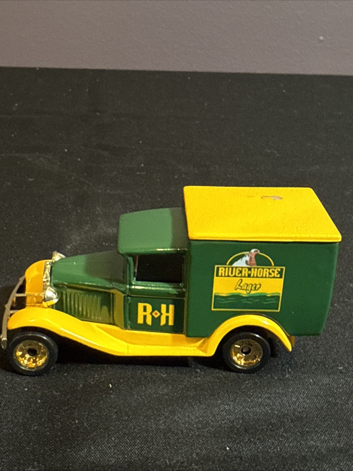 Matchbox Collectible Snake River Brewing Truck MGB08 A M Diecast w Certificate