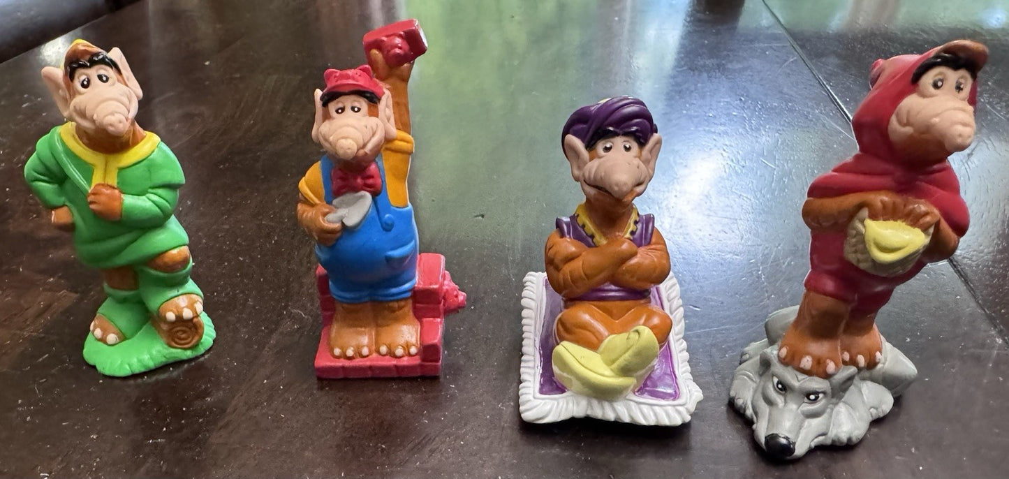 1990 Wendy's Kids Meal ALF Lot Of 4 Toys Construction Worker Knight Genie Romeo