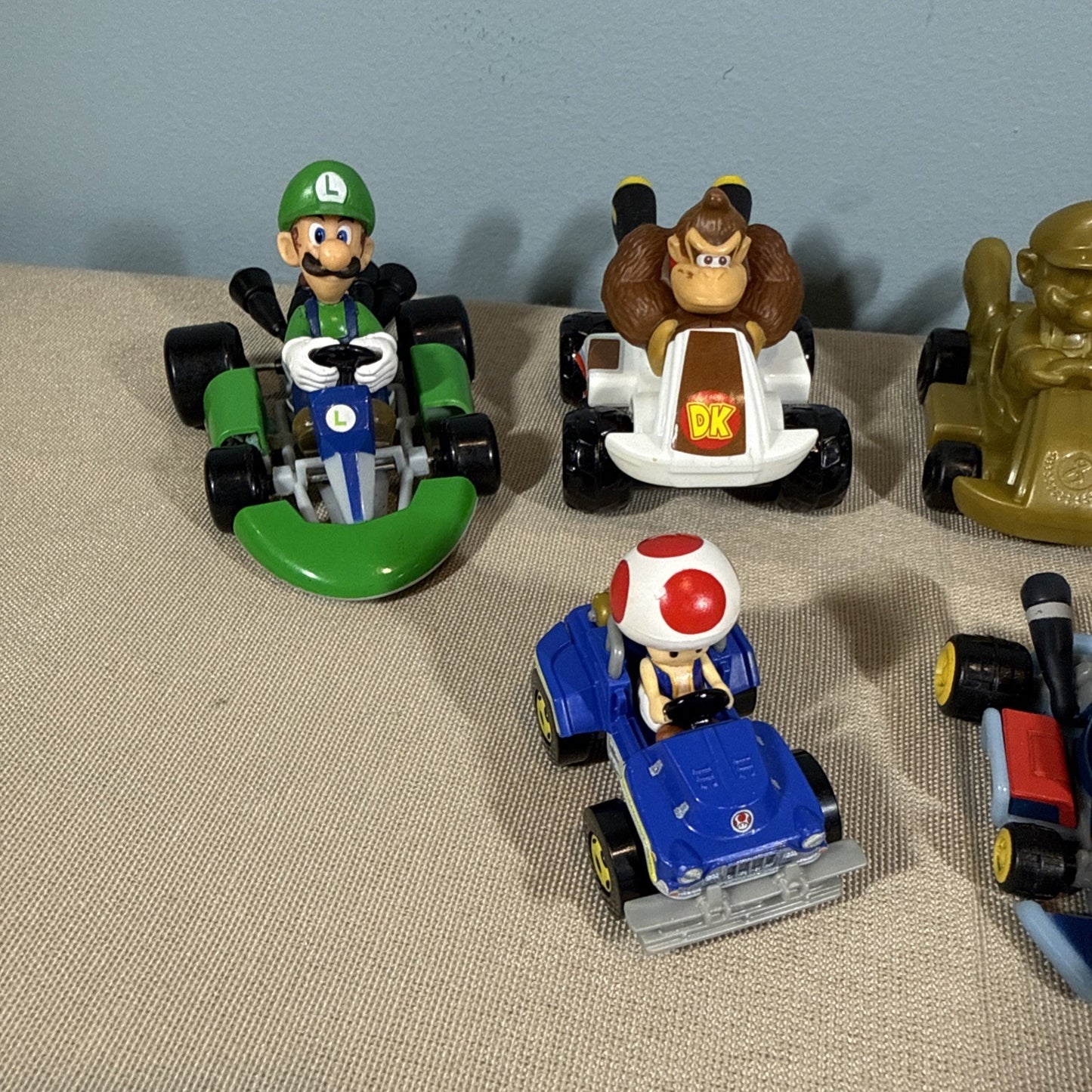 Nintendo Mario Kart Figures Lot of 9 Peach Mario Luigi Toad Donkey Kong Shell