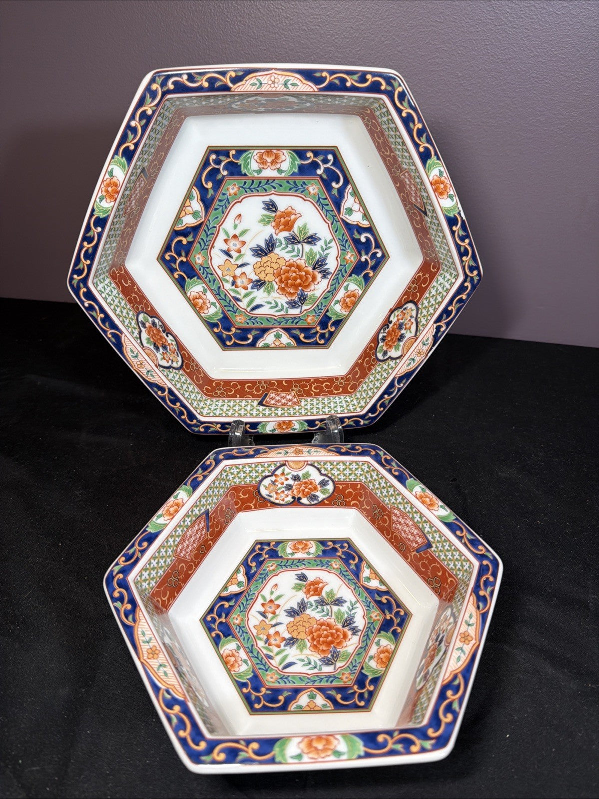 1982 Japanese Imari Porcelain Hexagonal Bowls Set 10” 8” Mann