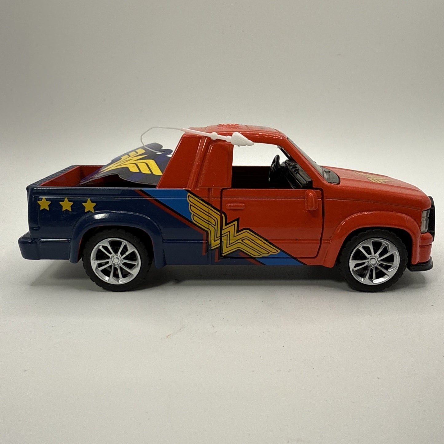Wonder Woman Pickup Truck DC Universe Red Blue Yellow Toy Vehicle New with Tags