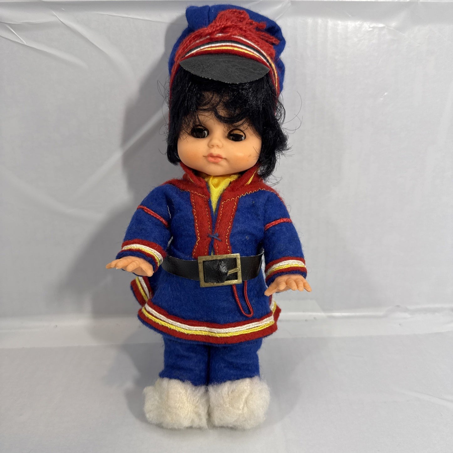 Vintage GDR Ari Doll Sami Lapland Costume Sleep Eyes East Germany 9"