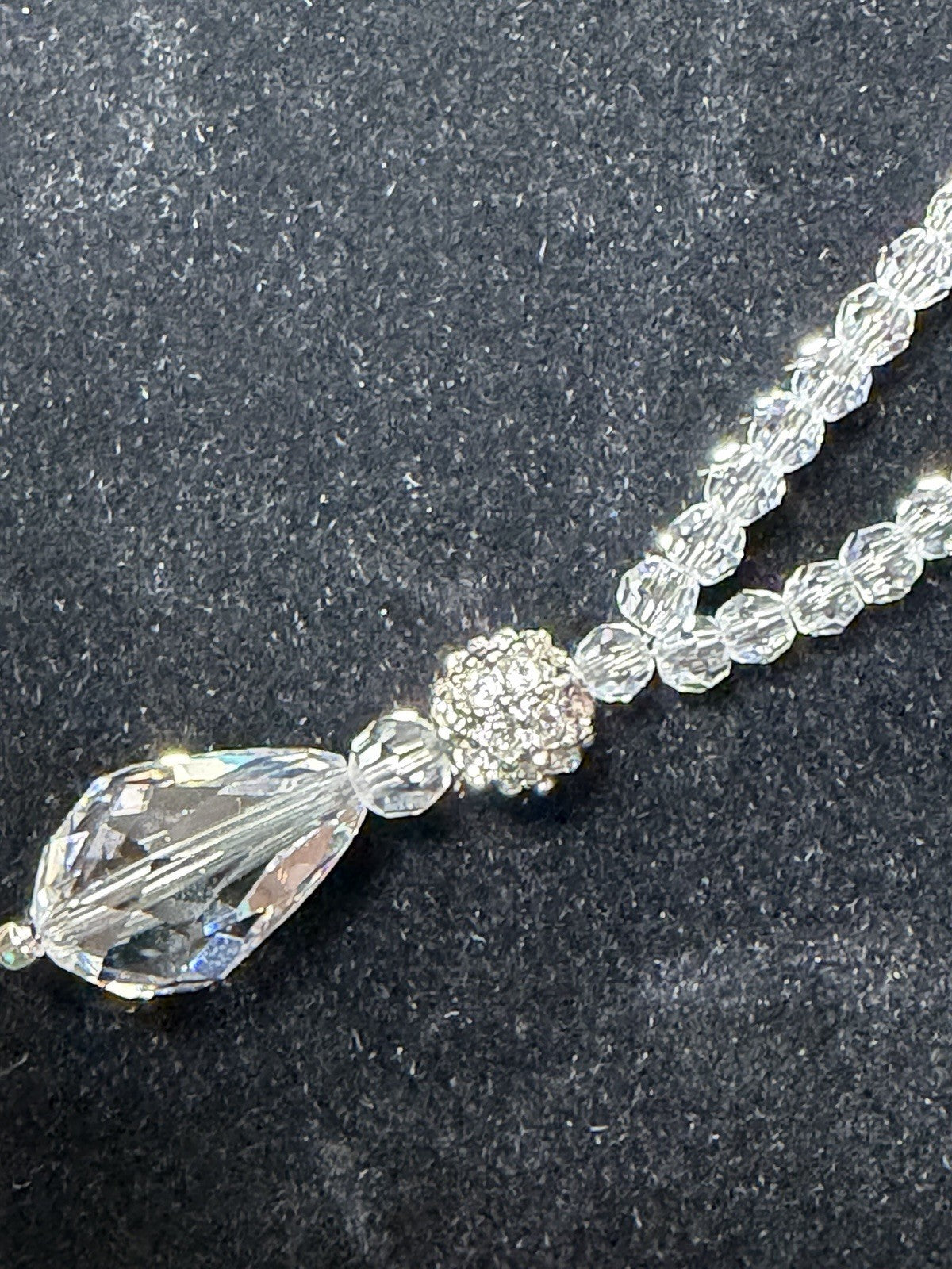 Swarovski Crystal Pendant Necklace Teardrop Silver Tone Chain Certificate Box
